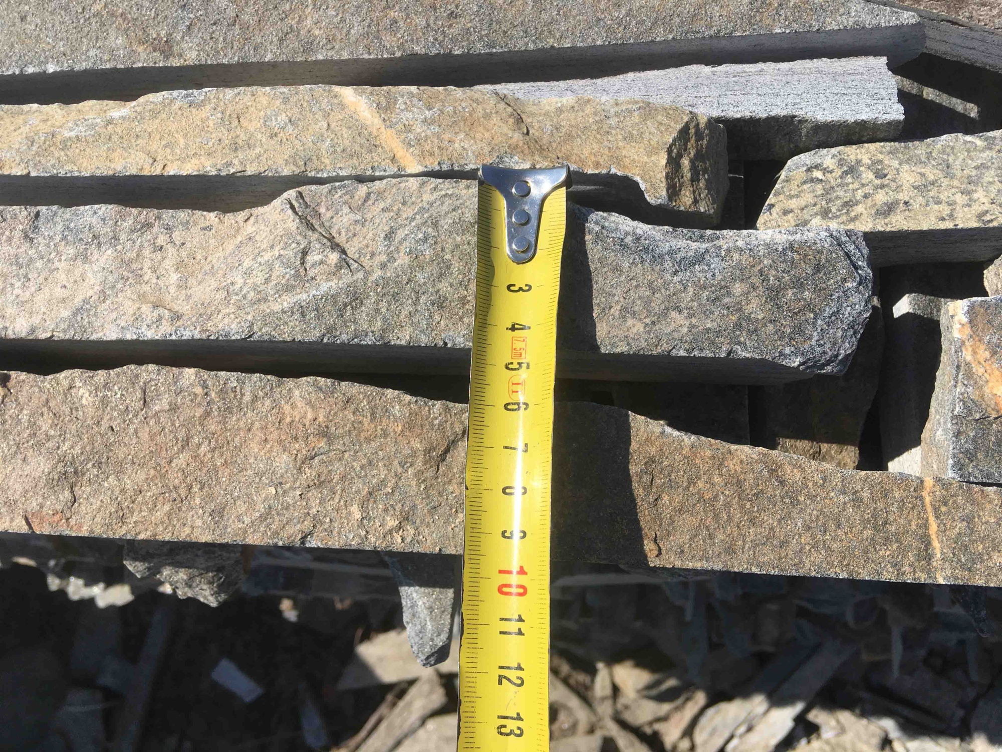 Горбушка златолит мультиколор для облицовки купить в Брянске