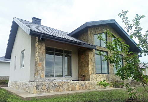 Плитняк златолит Уральский  для фасада купить в Брянске