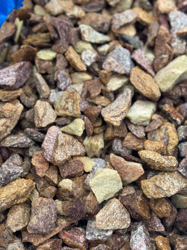 Златолит персиковый декоративная каменная крошка купить в Брянске