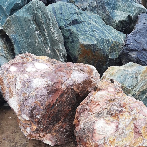 Ландшафтные глыбы красно-фиолетовые 200-1000 килограмм купить в Брянске
