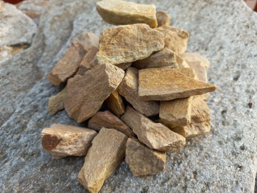 Златолит жёлтый декоративная каменная крошка купить в Брянске