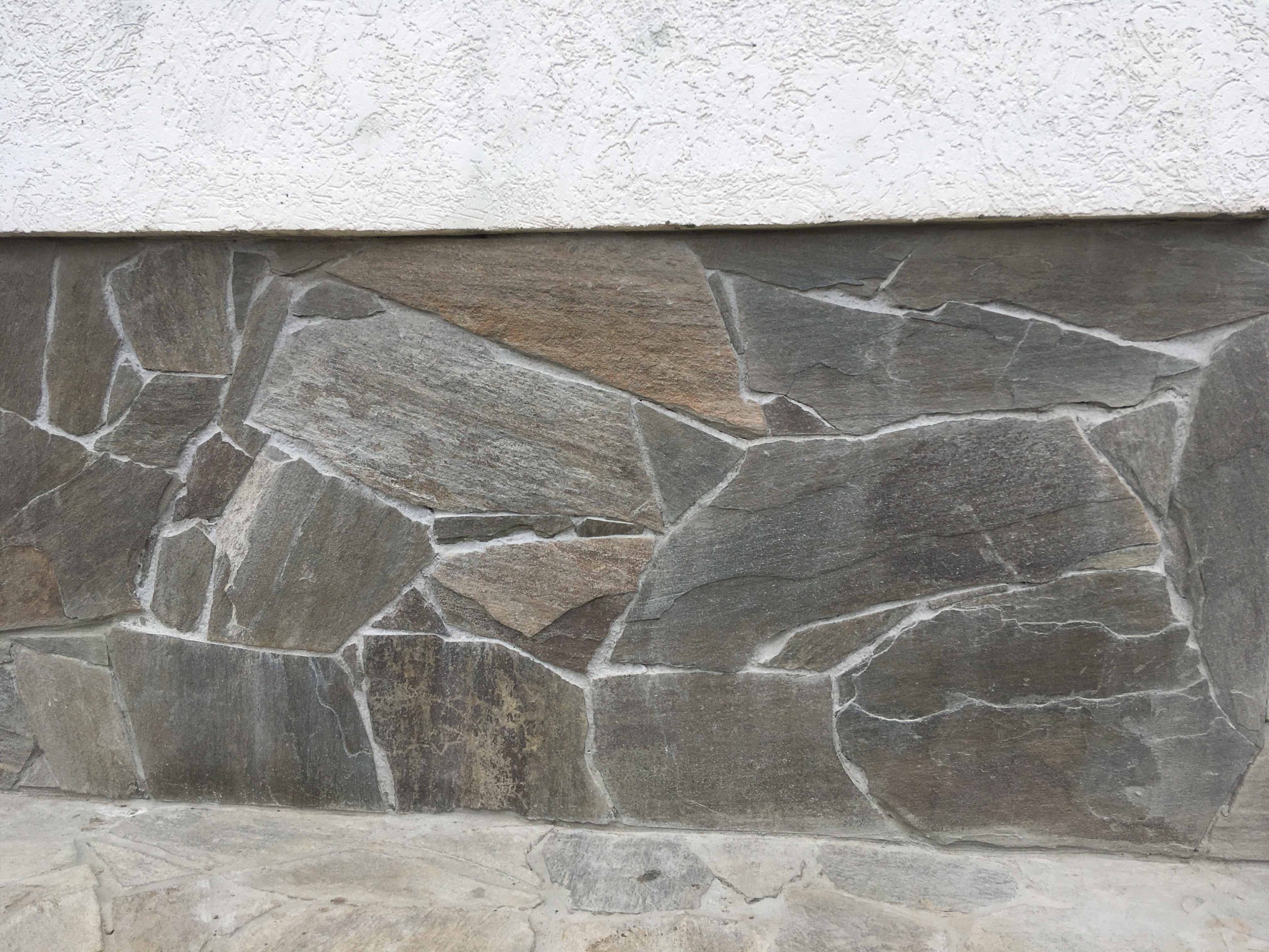 Плитняк златолит Уральский  для фасада купить в Брянске