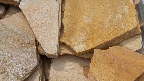 Плитняк златолит жёлтый для цоколя купить в Брянске