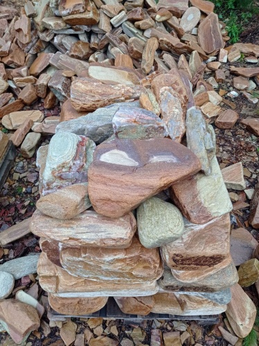 Златолит жёлтый, жёлто-зелёный глыбки и валуны для ланшафтного дизайна купить в Брянске