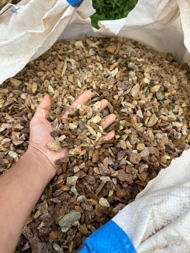 Златолит персиковый декоративная каменная крошка купить в Брянске