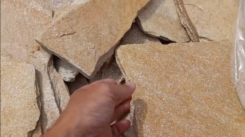 Плитняк златолит жёлтый золотистый для отмостки купить в Брянске