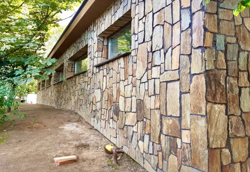 Плитняк кора дерева для цоколя, отмостки купить в Брянске