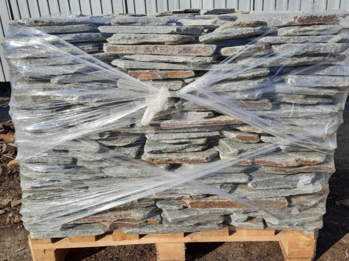 Златолит серебристый галтованный для лестниц купить в Брянске